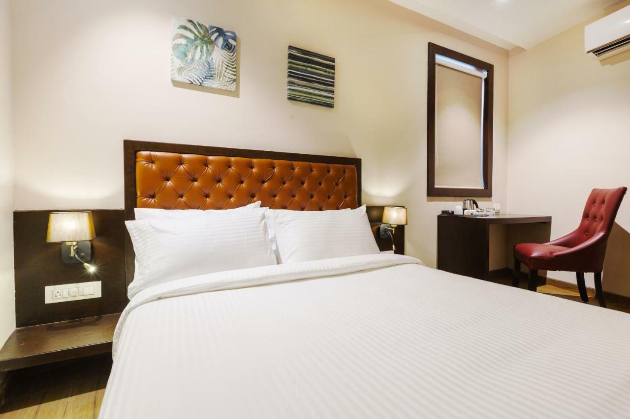 York Hotel Kochi Bagian luar foto