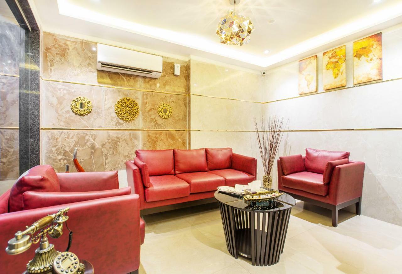 York Hotel Kochi Bagian luar foto